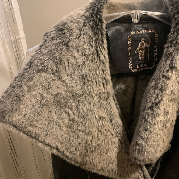 MY TRIBE Leather Vest - Picture 3 of 8